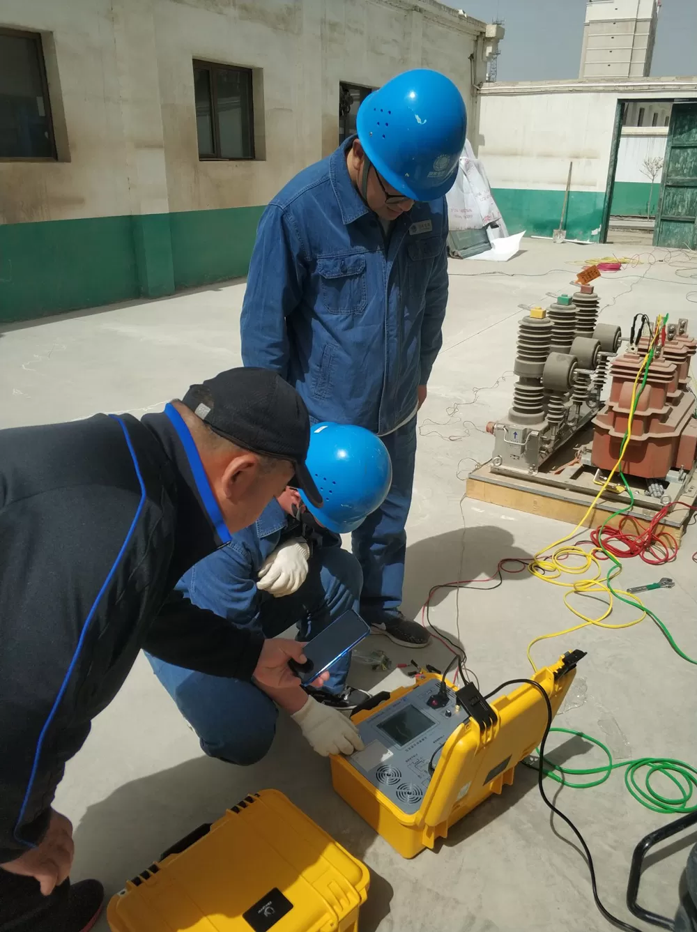 Three-Phase Combinsd Transformers Test Case