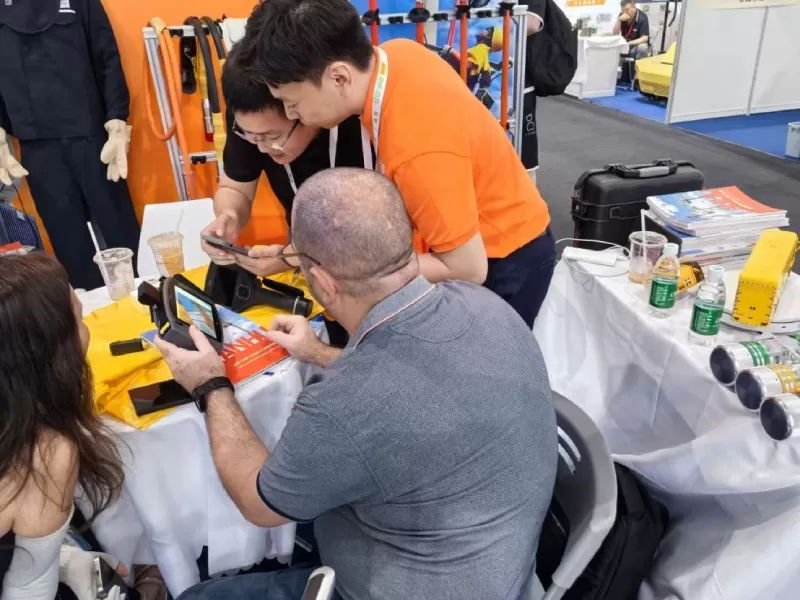 Xianheng Electrical Shines auf der 25. Shanghai New Power Equipment Exhibition zeigt selbst entwickelte Innovationen und zeigt Stärke in der internat ionalen Lieferung!